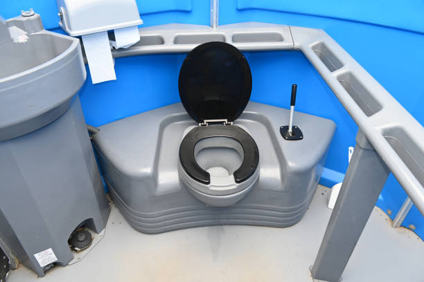 Portable Toilet Options We Offer in Vinco, PA